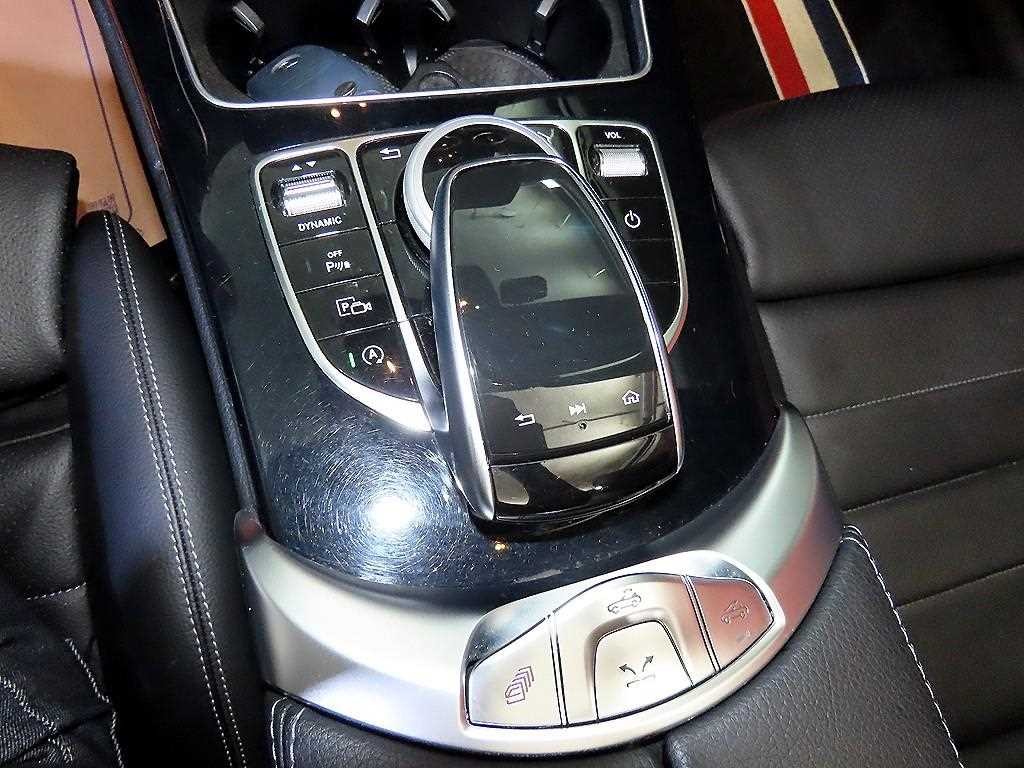 벤츠 C 클래스 C클래스 W205 C200 카브리올레 이미지 13