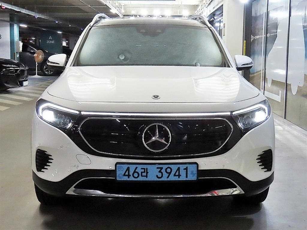 벤츠 EQB EQB (X243) EQB 300 4MATIC 이미지 2