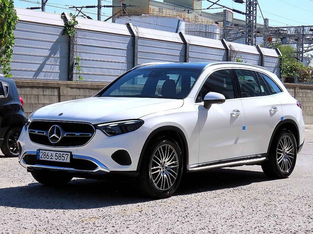 벤츠 GLC 클래스 GLC클래스 X254 GLC220 d 4MATIC 이미지 2