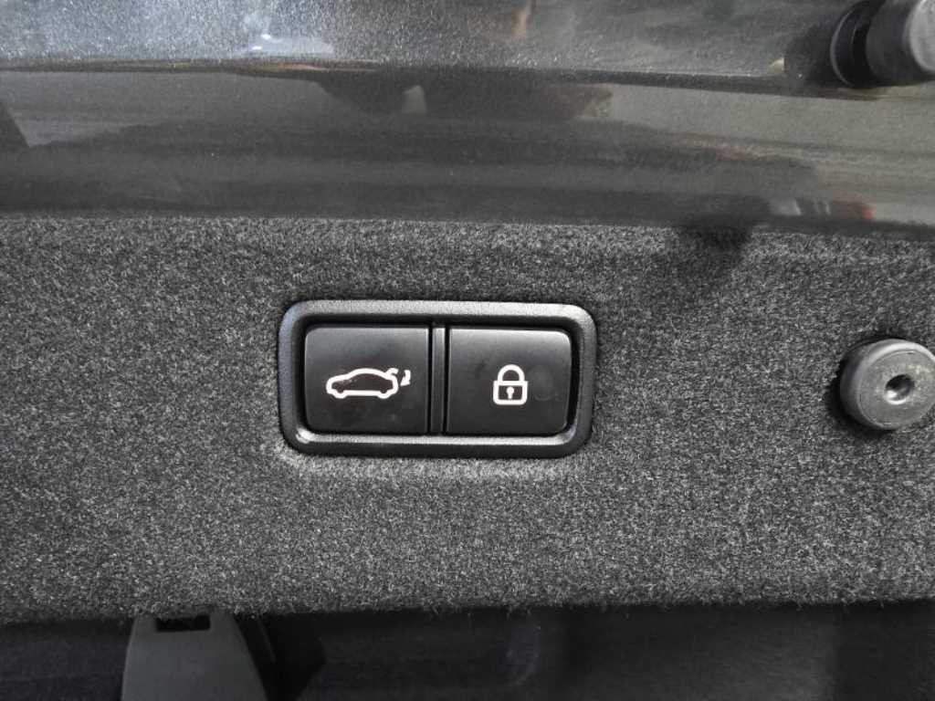 제네시스 G70 2.0T AWD 엘리트 이미지 14