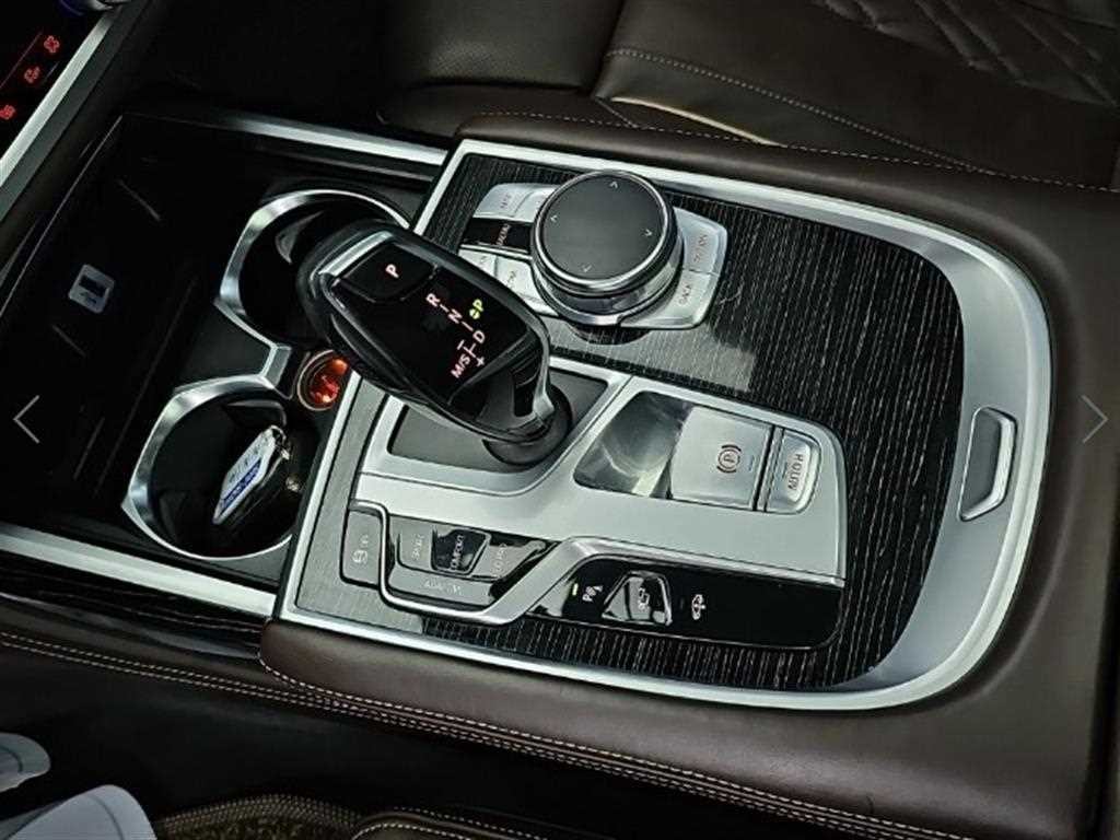 BMW 7시리즈 7시리즈 (G11) 730Ld xDrive M 스포츠 이미지 8