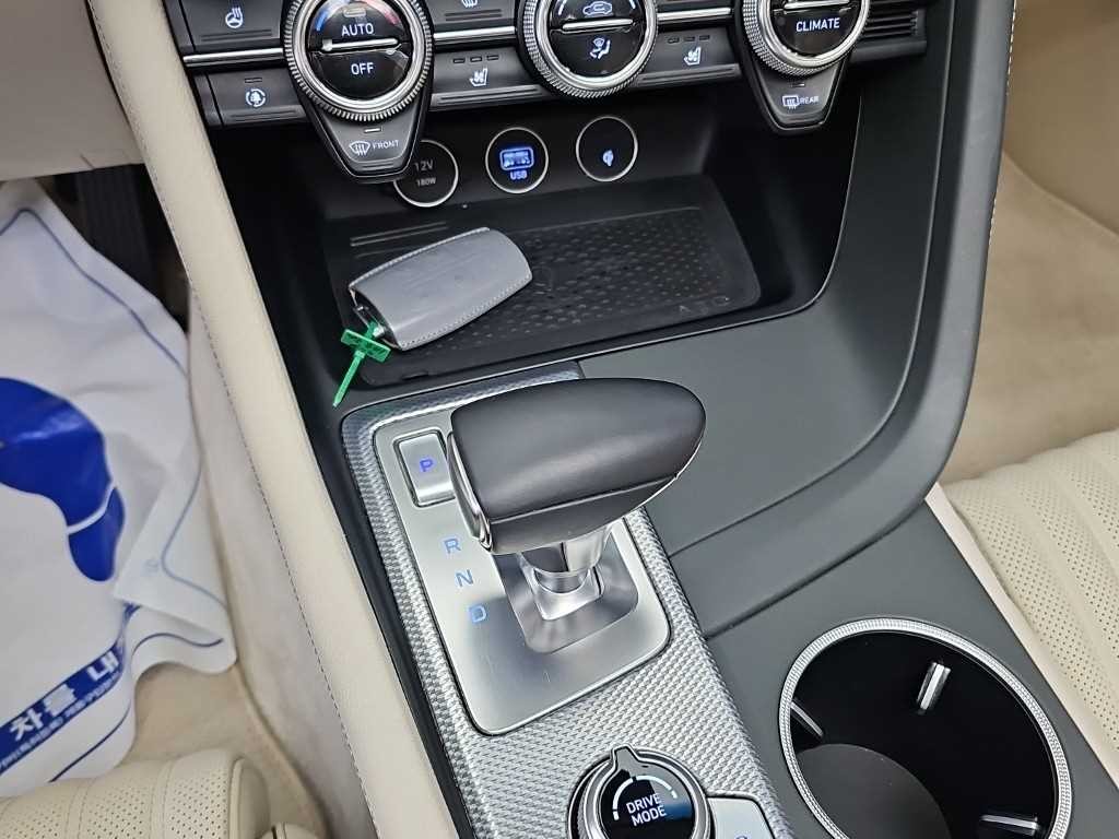 제네시스 G70 더 뉴 G70 가솔린 2.0T 4WD 이미지 8
