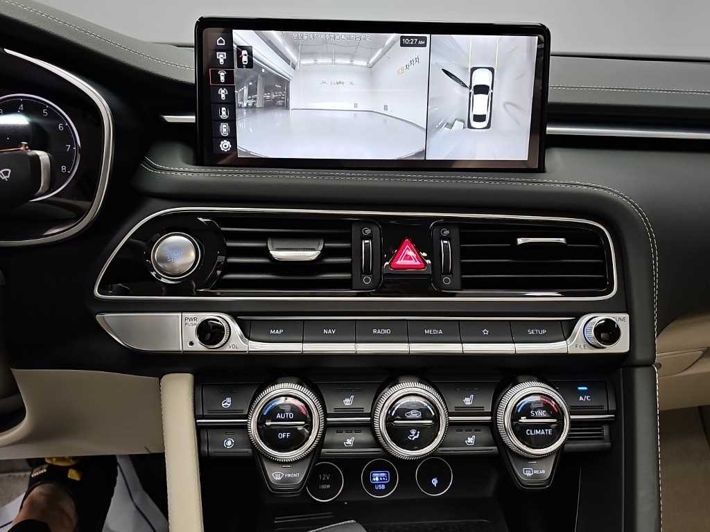 제네시스 G70 더 뉴 G70 가솔린 2.0T 4WD 이미지 9