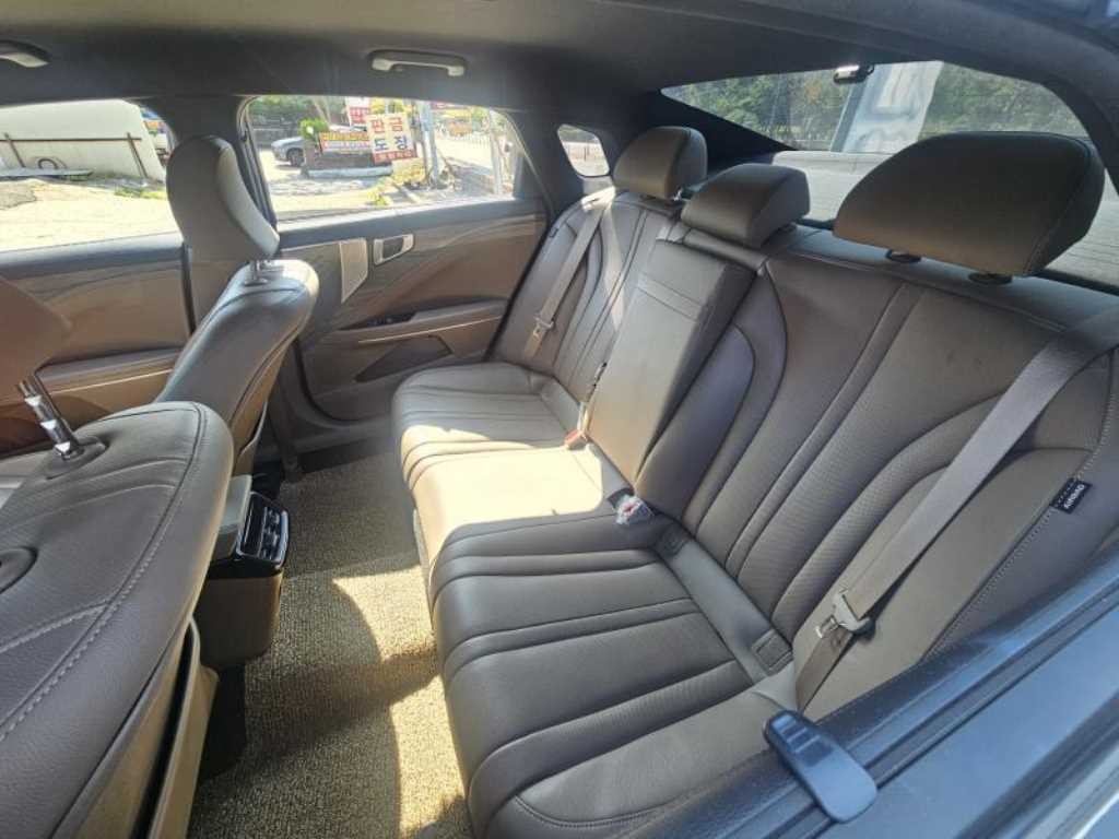 기아 K8 2.5 2WD 노블레스 이미지 7