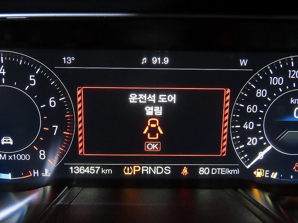 포드 머스탱 머스탱 6세대 2.3 컨버터블 프리미엄 이미지 14