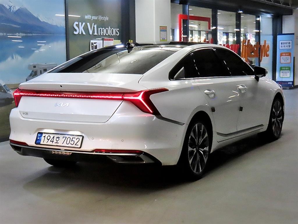 기아 K8 2.5 2WD 시그니처 이미지 4