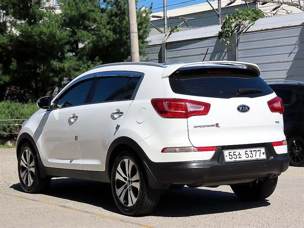 기아 스포티지 스포티지 R 2WD TLX 최고급형 이미지 3