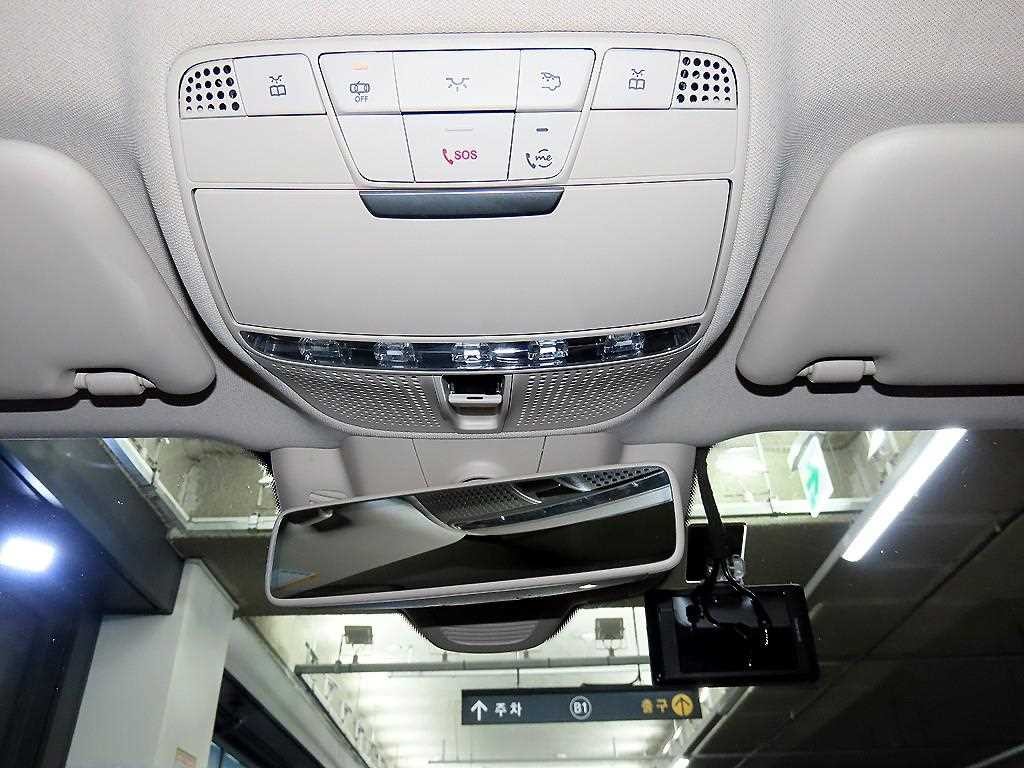 벤츠 E 클래스 E-클래스 W213 E300 4MATIC 익스클루시브 이미지 14