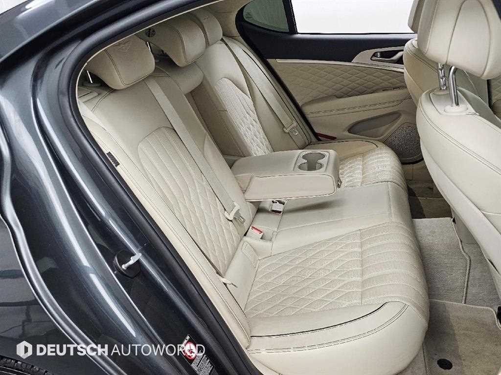 제네시스 G70 2.2D AWD 슈프림 이미지 12