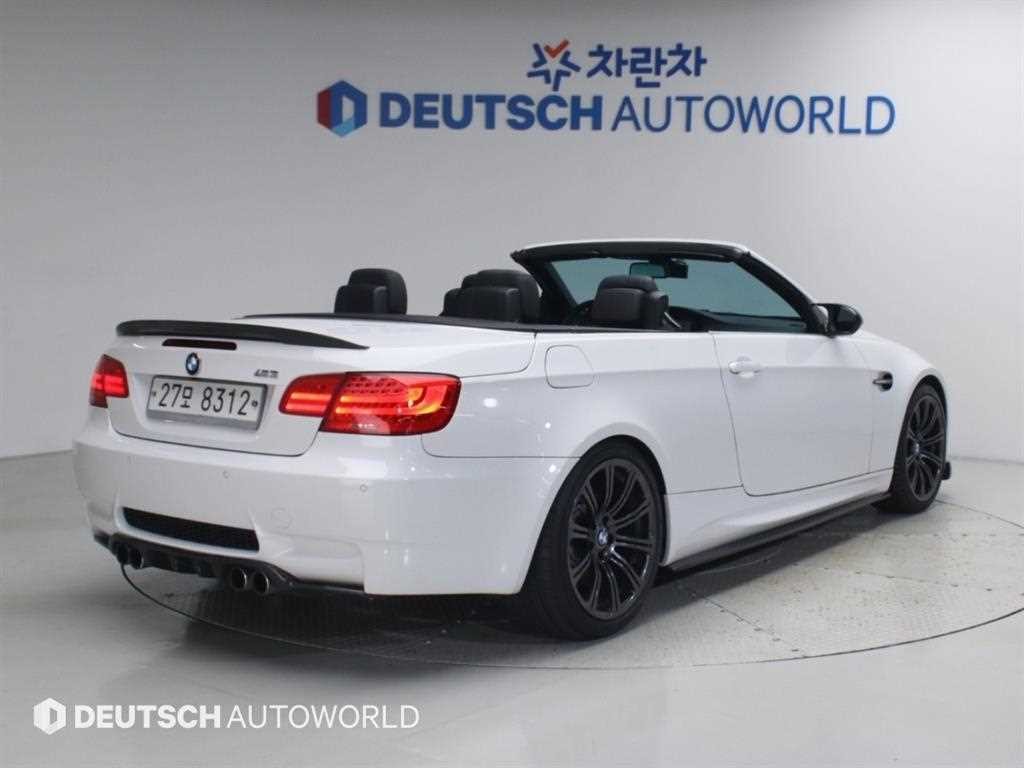 BMW 3시리즈 M3 (F80, E90) M3 컨버터블 이미지 2