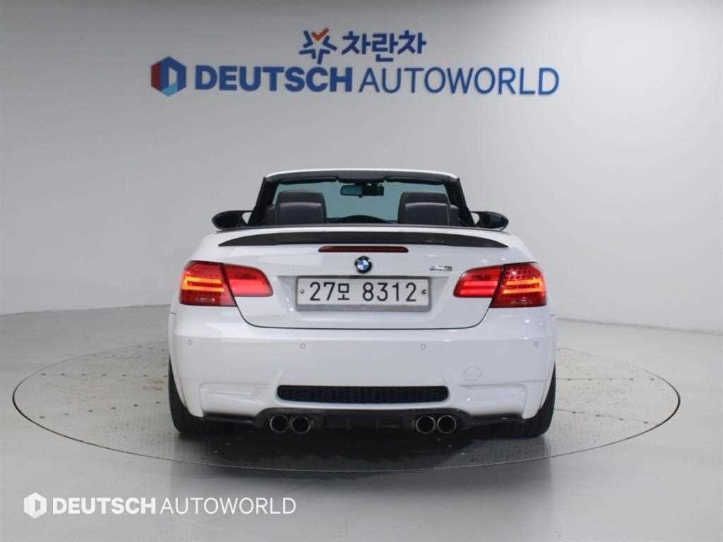 BMW 3시리즈 M3 (F80, E90) M3 컨버터블 이미지 4