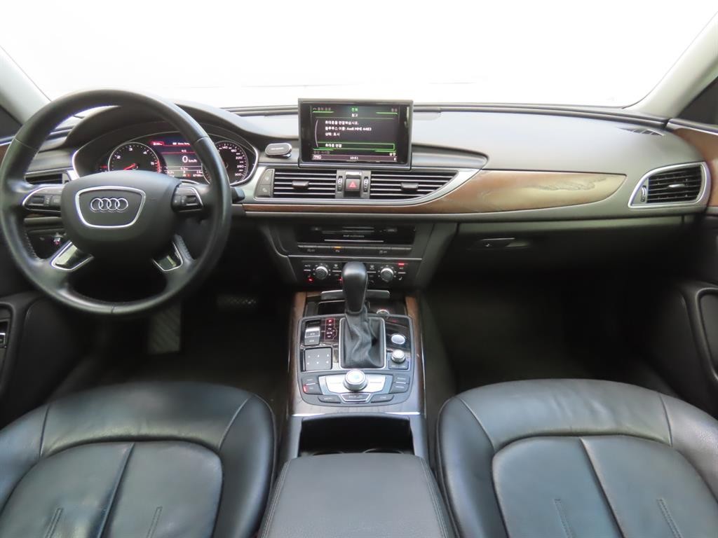 아우디 A6 뉴A6 35 TDI 컴포트 이미지 8