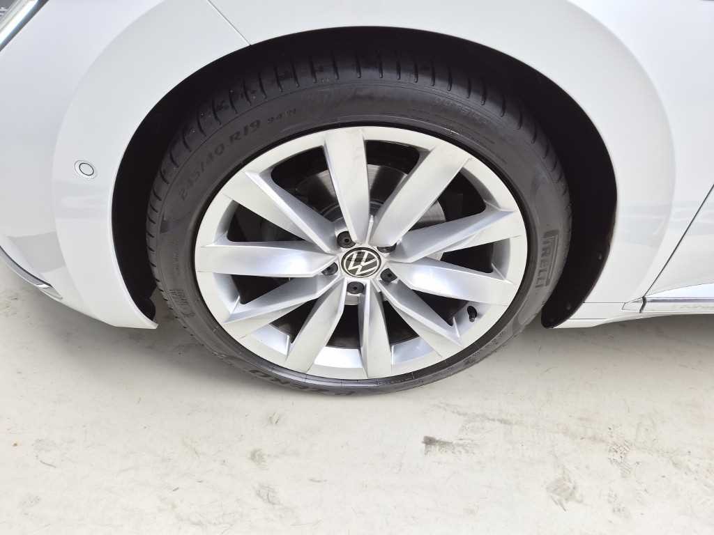 폭스바겐 아테온 2.0 TDI 프레스티지 이미지 17