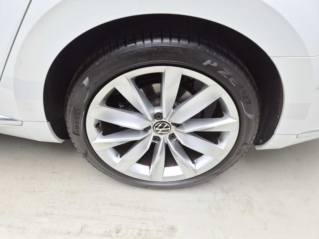 폭스바겐 아테온 2.0 TDI 프레스티지 이미지 18