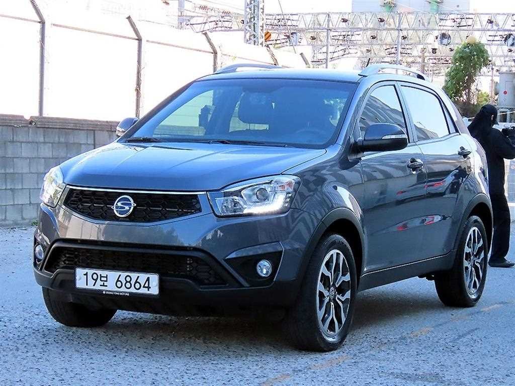 KG모빌리티(쌍용) 코란도 뉴코란도C 2WD 2.2 RX 고급형 이미지 2