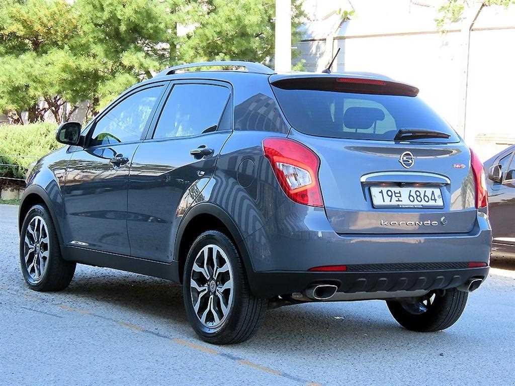 KG모빌리티(쌍용) 코란도 뉴코란도C 2WD 2.2 RX 고급형 이미지 3