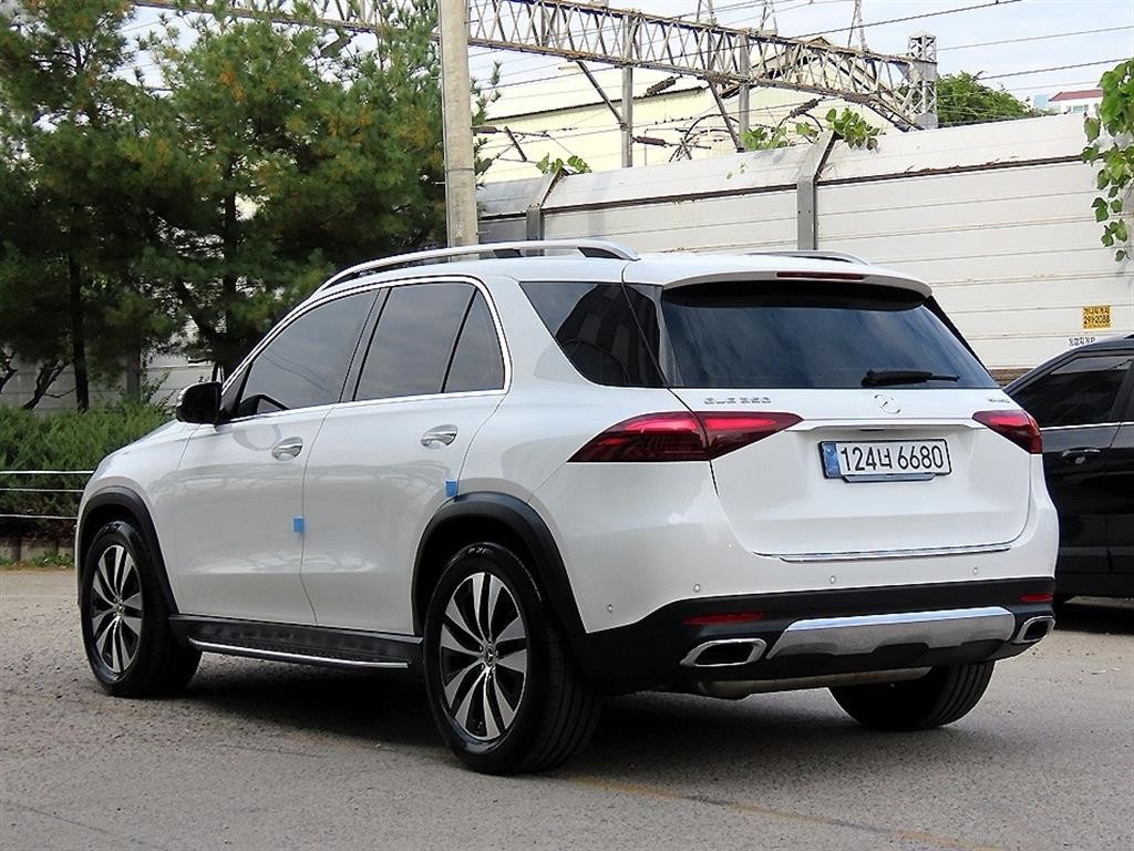 벤츠 GLE 클래스 GLE 클래스 W167 GLE 350 4MATIC 이미지 3