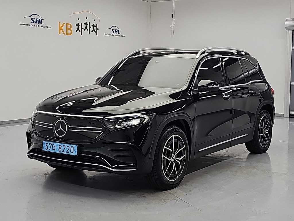 벤츠 EQB EQB (X243) EQB 300 4MATIC AMG 라인 이미지 1