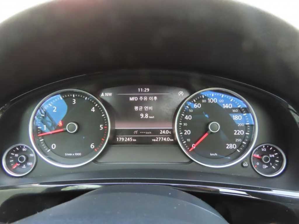 폭스바겐 투아렉 뉴 투아렉 V6 3.0 TDI 블루모션 이미지 10