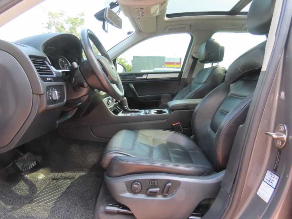 폭스바겐 투아렉 뉴 투아렉 V6 3.0 TDI 블루모션 이미지 16