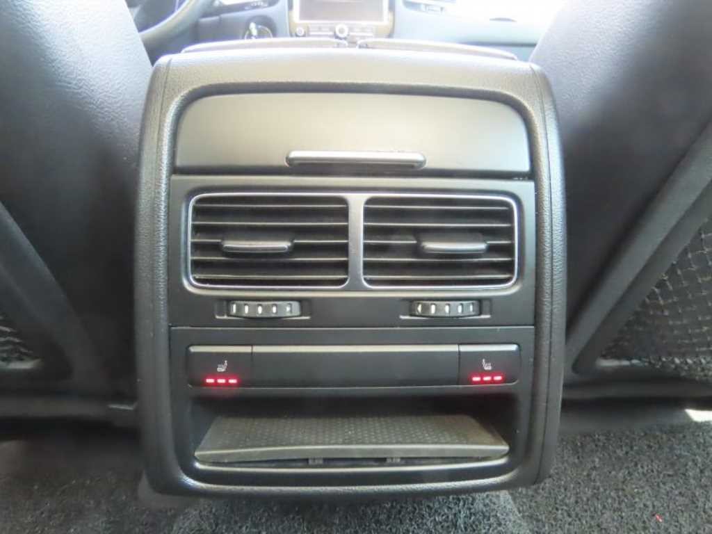 폭스바겐 투아렉 뉴 투아렉 V6 3.0 TDI 블루모션 이미지 8