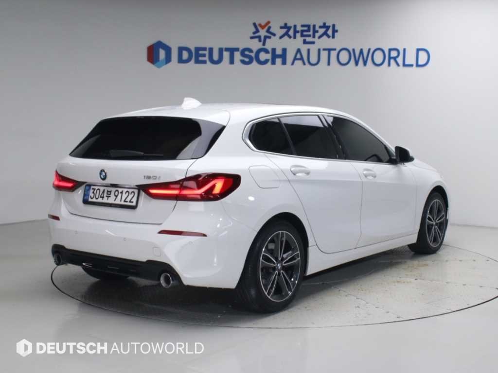BMW 1시리즈 1시리즈 (F40) 120i 스포츠 이미지 2