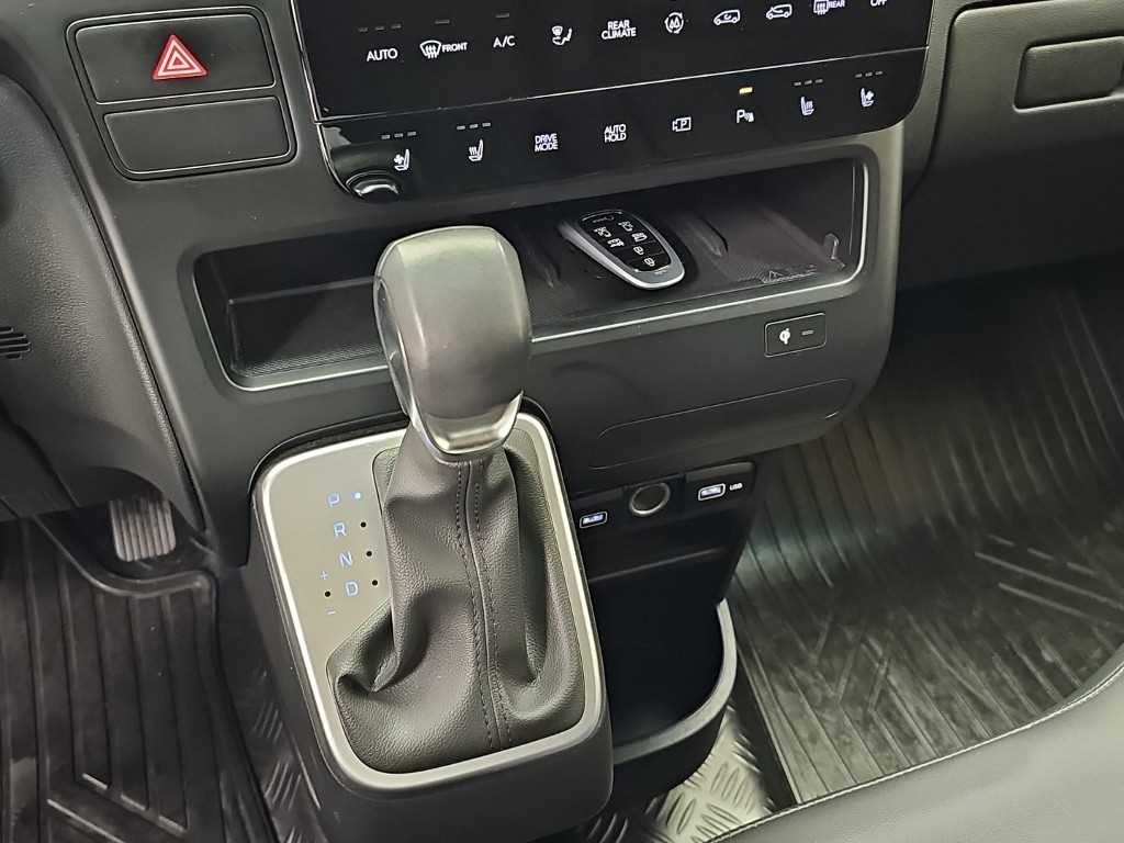 현대 스타리아 2WD 디젤 투어러 모던 11인승 이미지 8