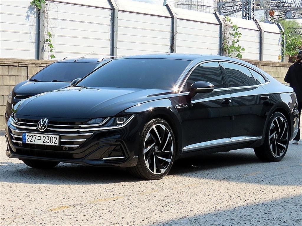 폭스바겐 아테온 2.0 TDI R-LINE 4모션 이미지 2