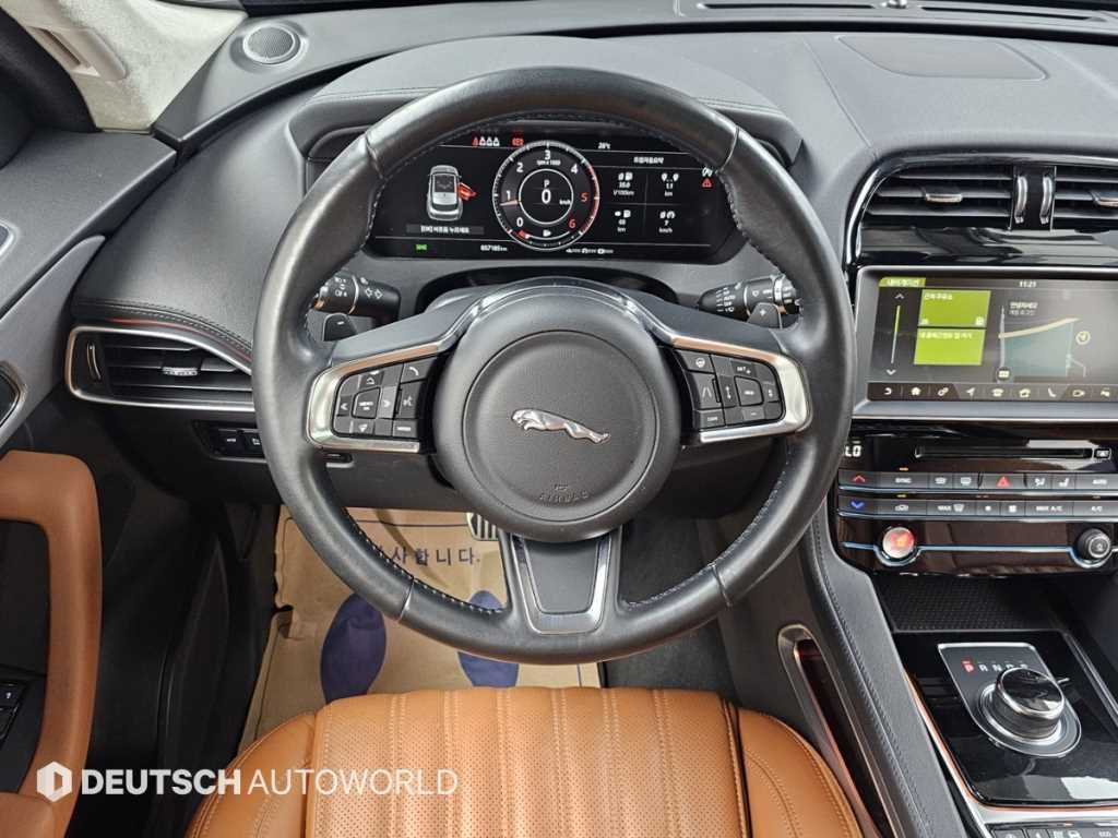 재규어 F-PACE 20d 프레스티지 이미지 14
