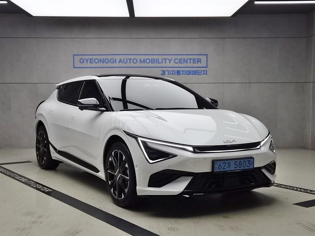 기아 EV6 더 뉴 EV6 롱레인지 2WD GT 라인 이미지 1