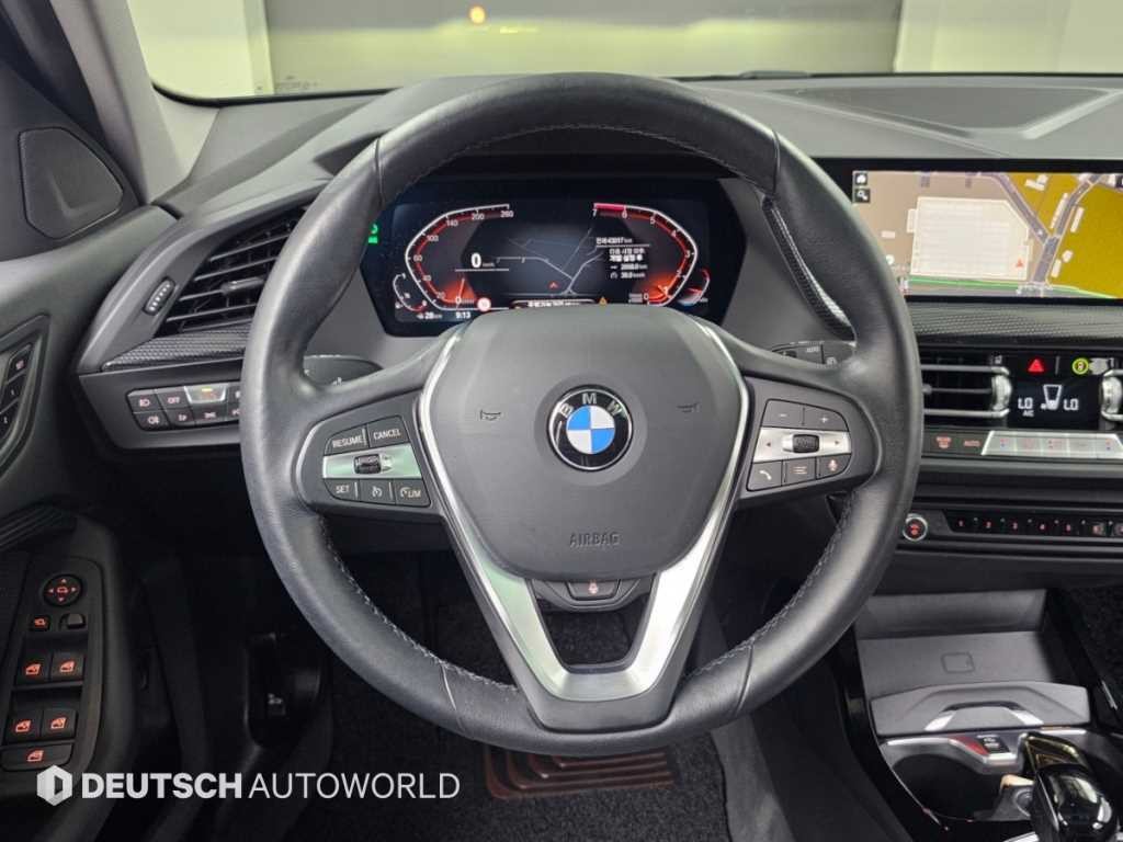 BMW 1시리즈 1시리즈 (F40) 120i 스포츠 이미지 13