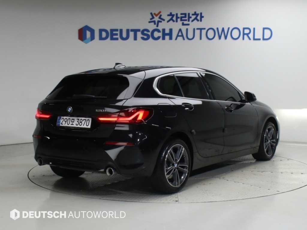 BMW 1시리즈 1시리즈 (F40) 120i 스포츠 이미지 2