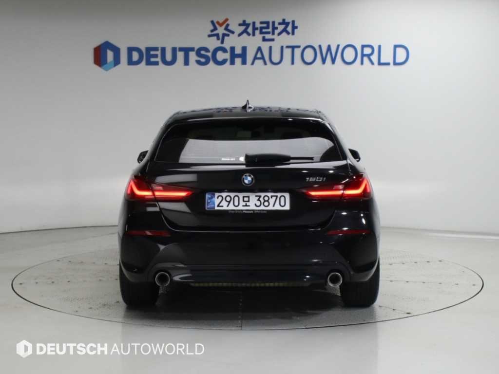 BMW 1시리즈 1시리즈 (F40) 120i 스포츠 이미지 4