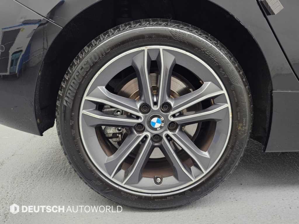 BMW 1시리즈 1시리즈 (F40) 120i 스포츠 이미지 5