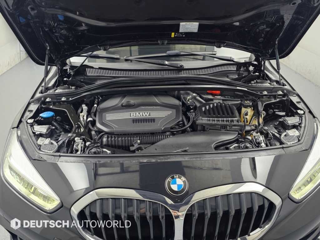 BMW 1시리즈 1시리즈 (F40) 120i 스포츠 이미지 6