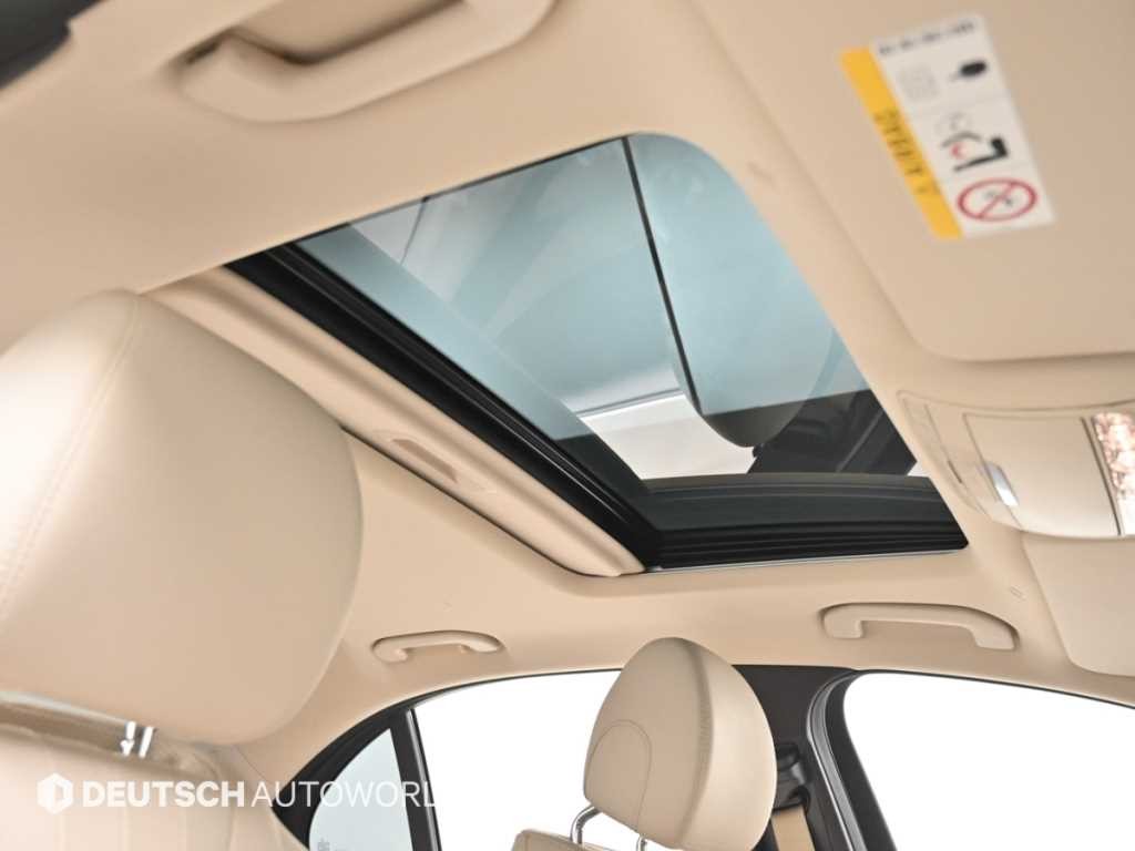 벤츠 E 클래스 E-클래스 W213 E300e 4MATIC 익스클루시브 이미지 18