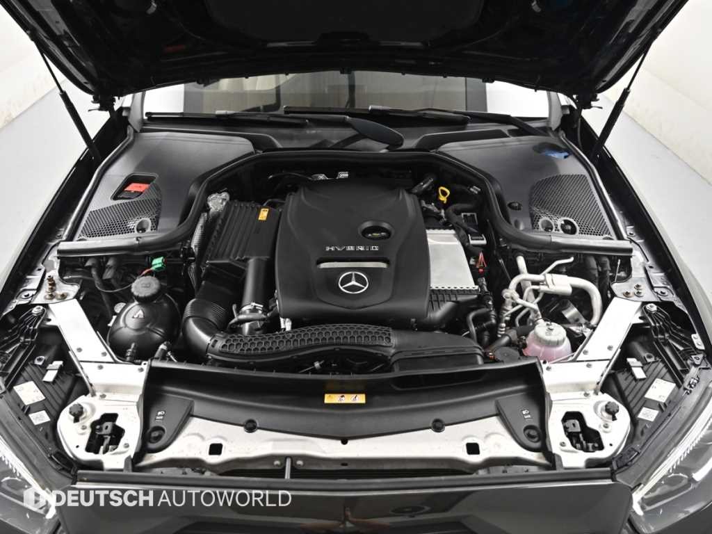 벤츠 E 클래스 E-클래스 W213 E300e 4MATIC 익스클루시브 이미지 6