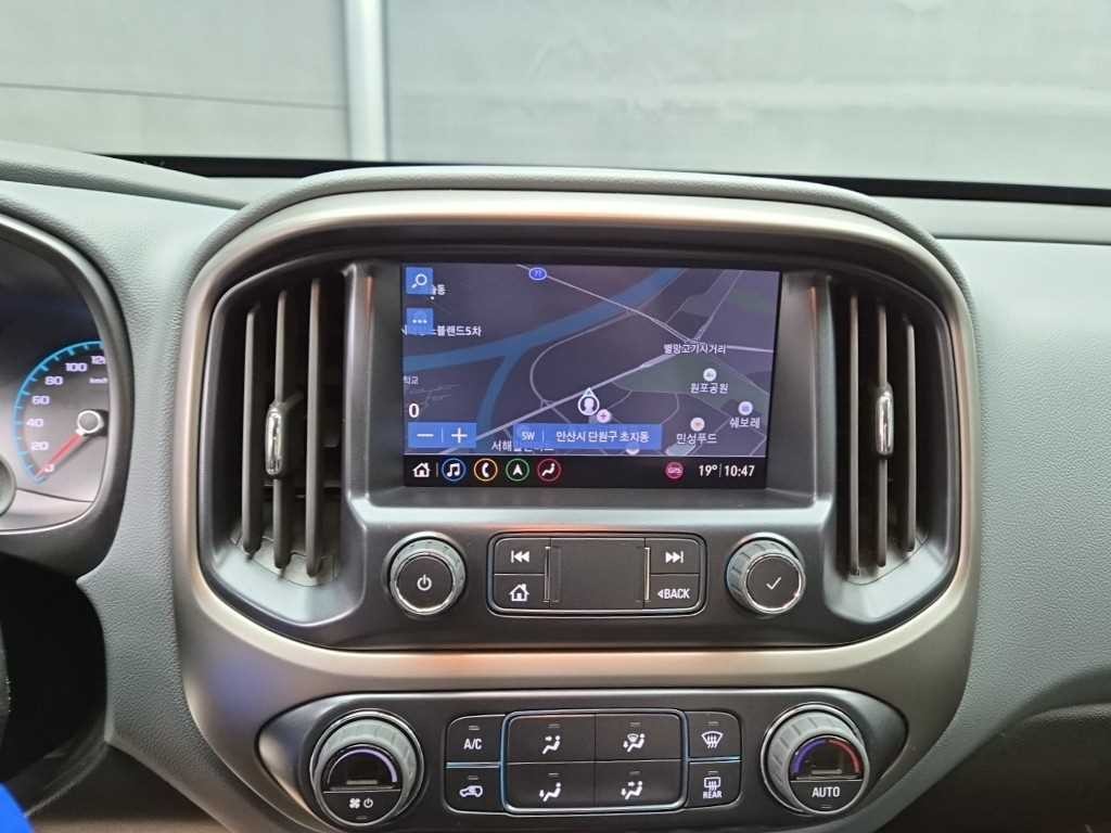 쉐보레 콜로라도 리얼 뉴 콜로라도 3.6 Z71-X 미드나잇 4WD 이미지 13