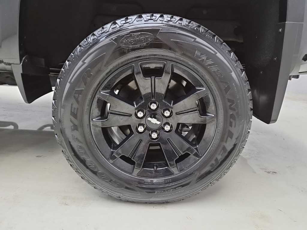 쉐보레 콜로라도 리얼 뉴 콜로라도 3.6 Z71-X 미드나잇 4WD 이미지 18