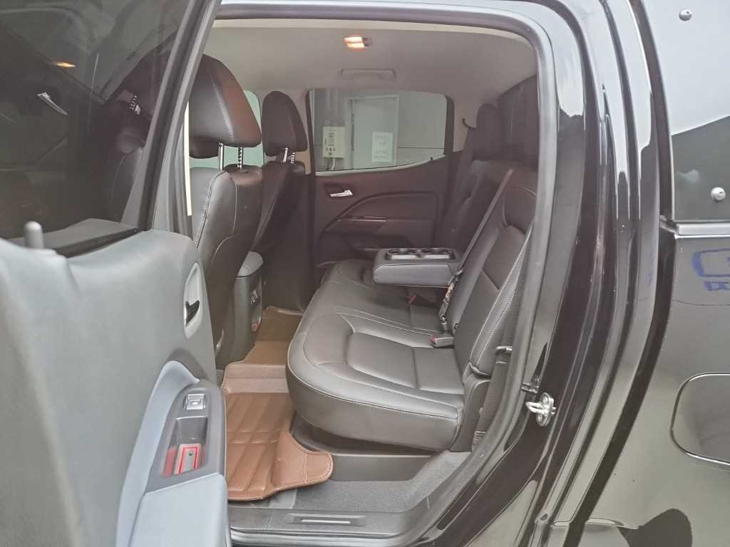 쉐보레 콜로라도 리얼 뉴 콜로라도 3.6 Z71-X 미드나잇 4WD 이미지 6