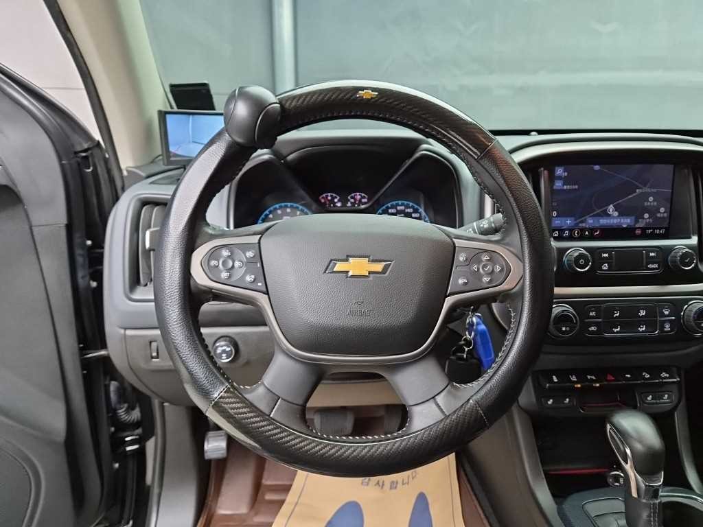 쉐보레 콜로라도 리얼 뉴 콜로라도 3.6 Z71-X 미드나잇 4WD 이미지 9