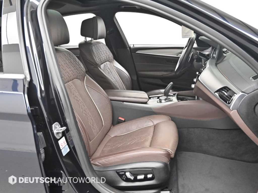 BMW 5시리즈 5시리즈 (G30) 530i xDrive M 스포츠 플러스 이미지 10
