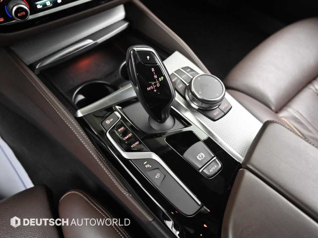 BMW 5시리즈 5시리즈 (G30) 530i xDrive M 스포츠 플러스 이미지 9