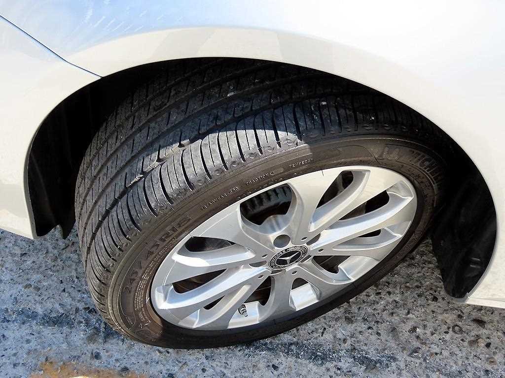 벤츠 E 클래스 E-클래스 W213 E300 익스클루시브 이미지 20