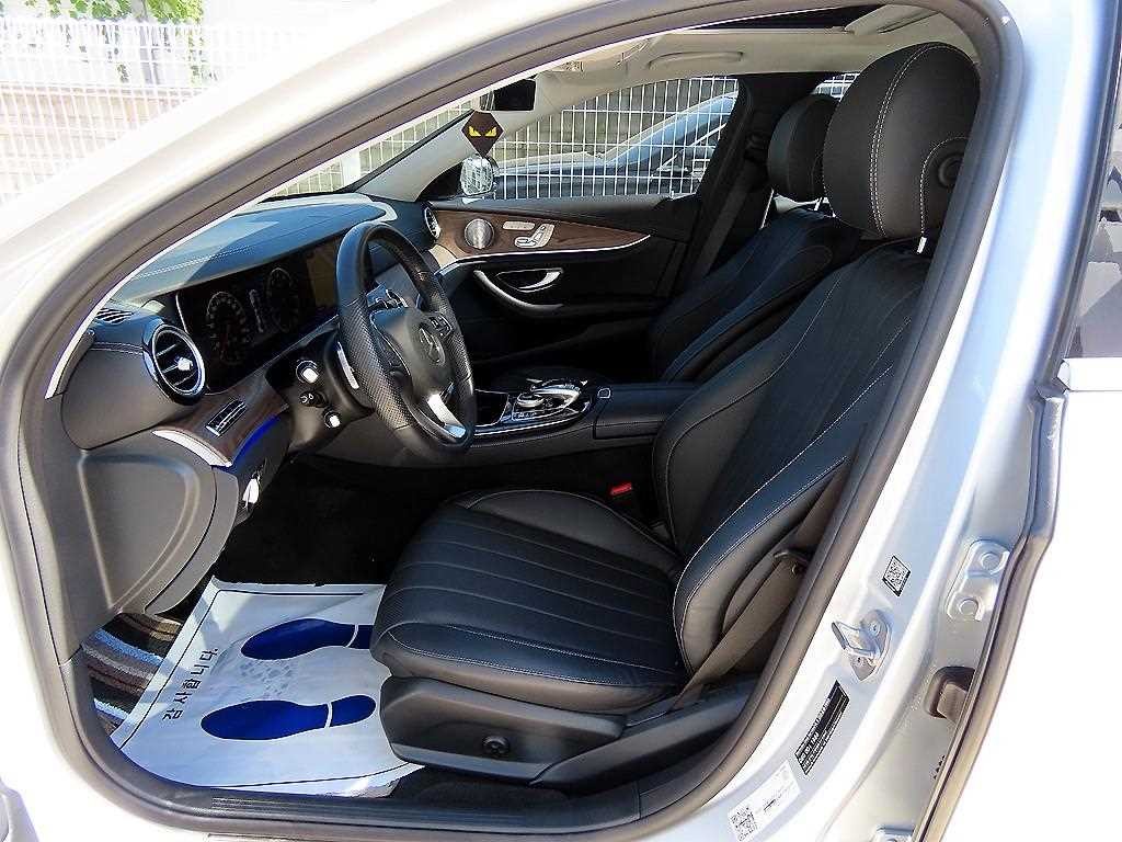 벤츠 E 클래스 E-클래스 W213 E300 익스클루시브 이미지 5