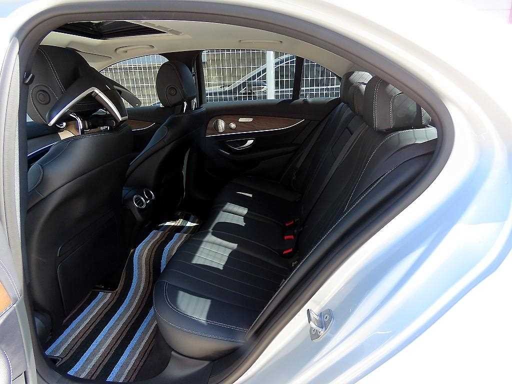 벤츠 E 클래스 E-클래스 W213 E300 익스클루시브 이미지 6