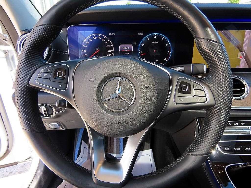 벤츠 E 클래스 E-클래스 W213 E300 익스클루시브 이미지 8