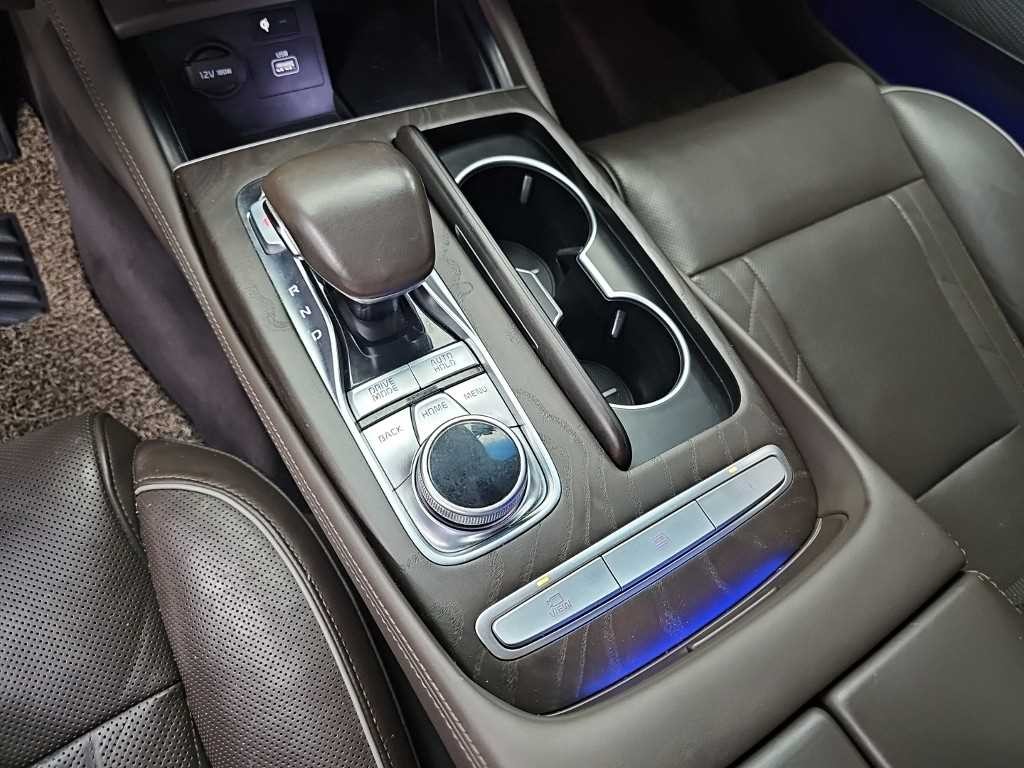 기아 K9 더 K9 3.8 GDI AWD 플래티넘Ⅱ 이미지 8