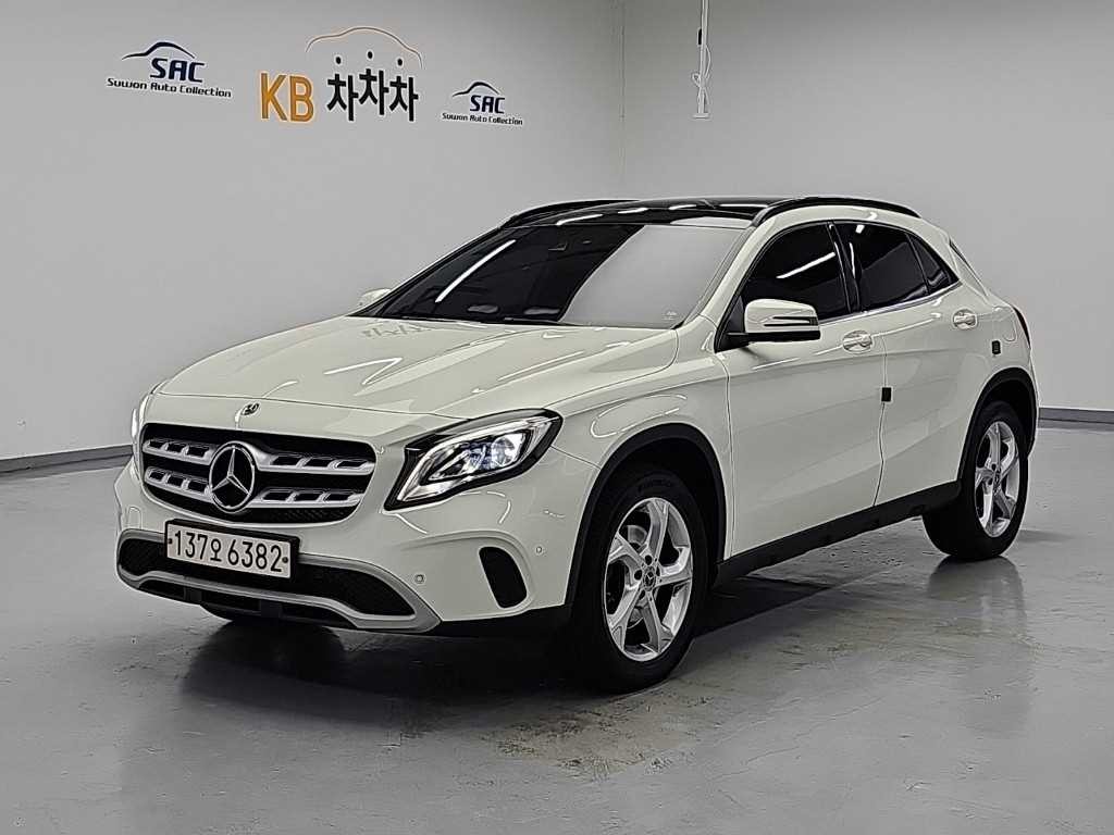 벤츠 GLA 클래스 GLA클래스 X156 GLA220 이미지 1