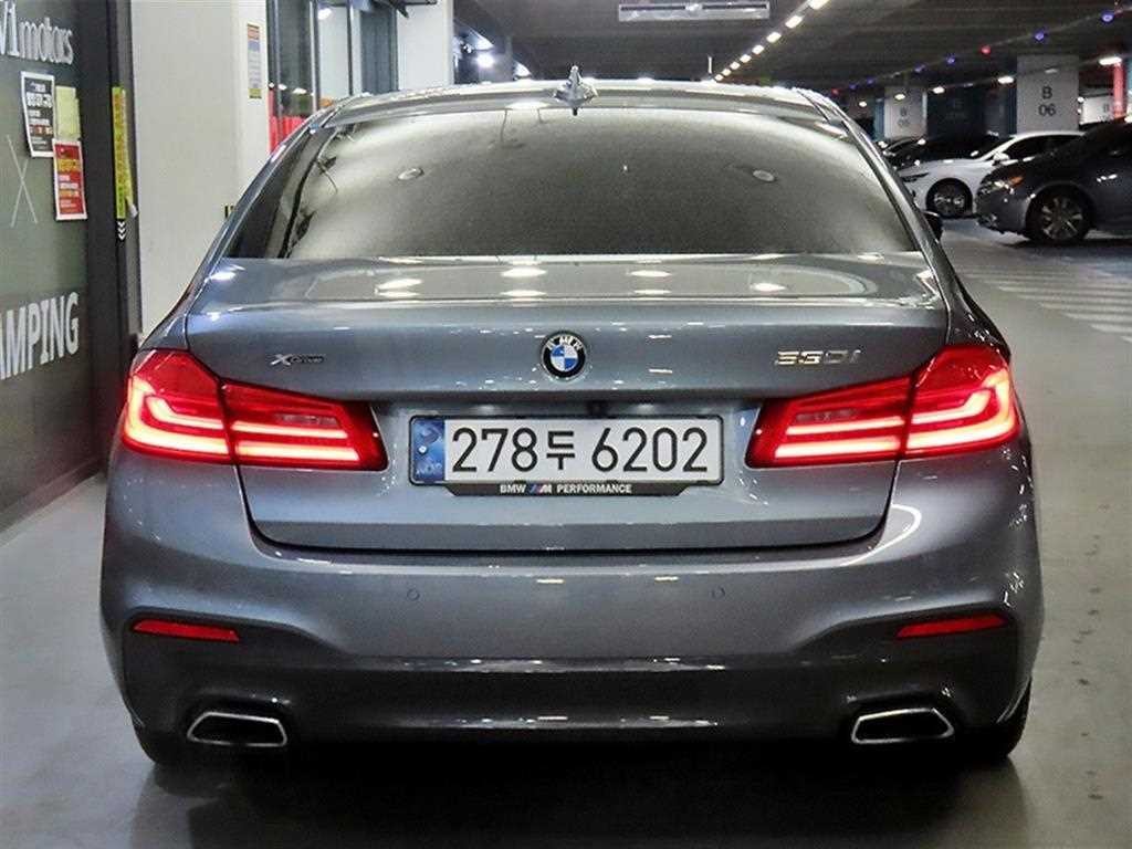 BMW 5시리즈 5시리즈 (G30) 530i M 스포츠 플러스 이미지 5